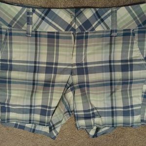 ⚡NWT Plaid Shorts